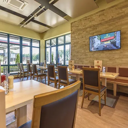 فندق Hotel Cloppenburg كلوبنبورغ